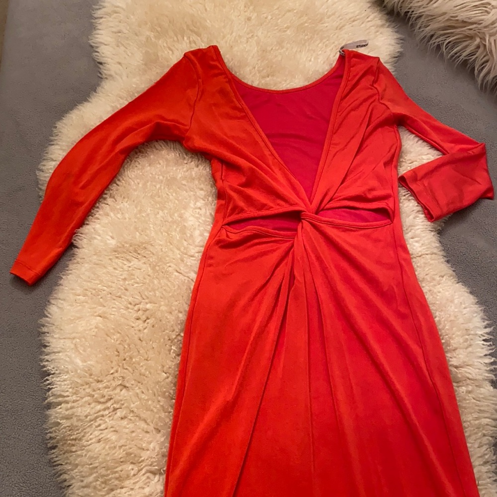 Beautiful orange spaghetti dress